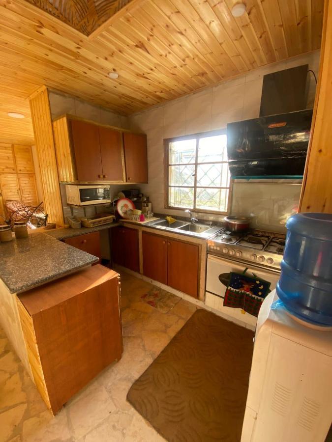 Oak Farm مزرعة الملّول Country house Ajloun